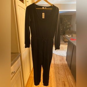 GAP  Black Jumpsuit Romper Sz M
